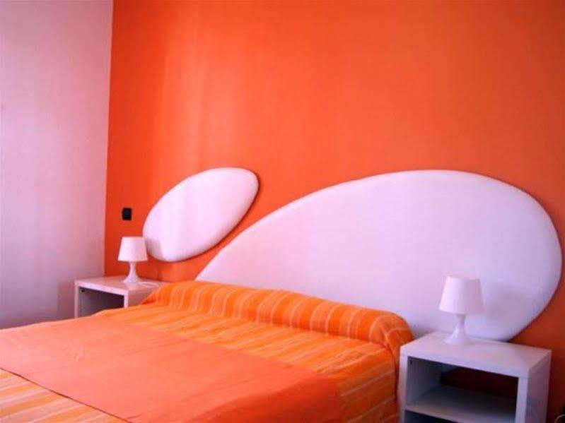 Apartamentos Cordial Judoca Beach (Adults Only) Плая дел Инглес Екстериор снимка